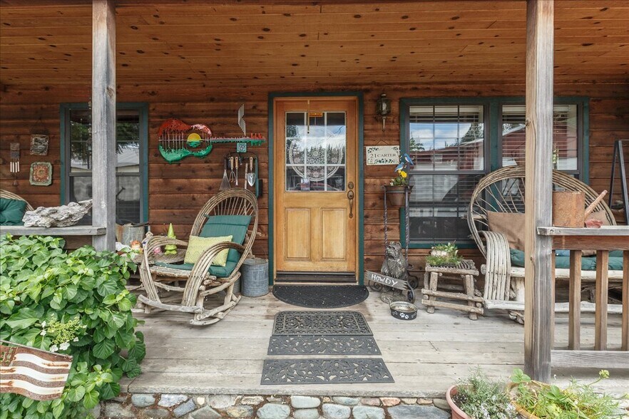 More Photos Of 15771 Main St, Crescent Mills Freestanding For Sale