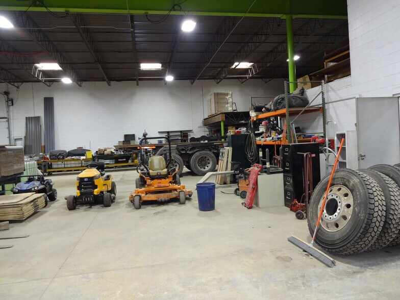 More Photos Of 1220 Bonham St, Columbus Industrial For Sale