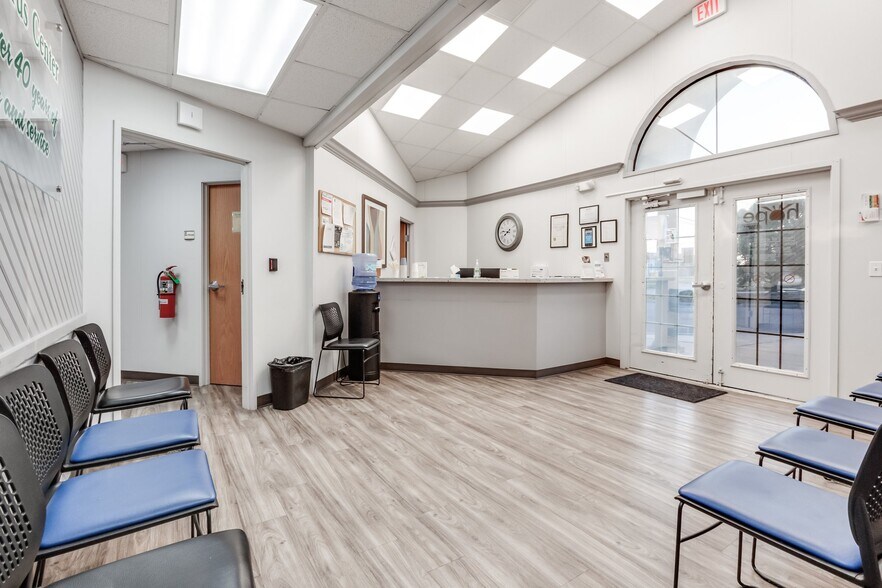 More Photos Of 416 SW 79th St, Oklahoma City Office For Sale