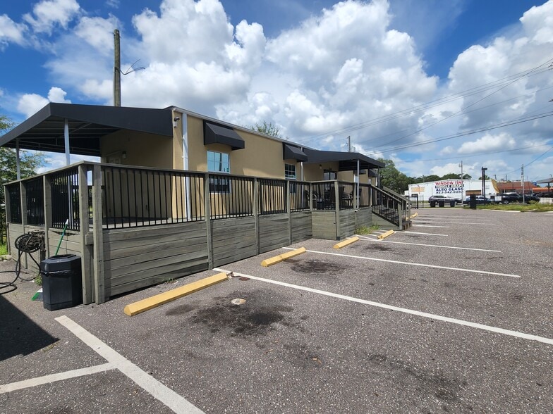 More Photos Of 856 E Busch Blvd, Tampa Auto Dealership For Lease