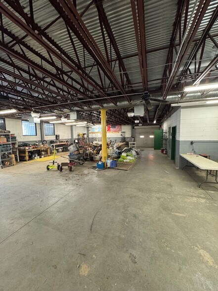 More Photos Of 5960 Atlanta Hwy, Alpharetta Storefront Retail Office For Sale