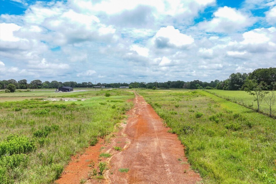 More Photos Of 00 US 287, Grapeland Land For Sale