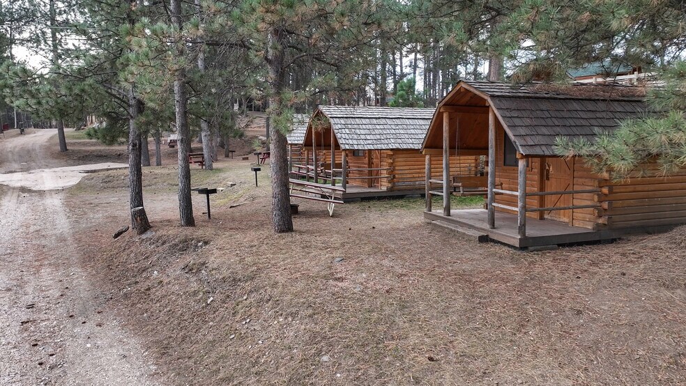 More Photos Of 1116 N 5th St, Custer Trailer Camper Park For Sale