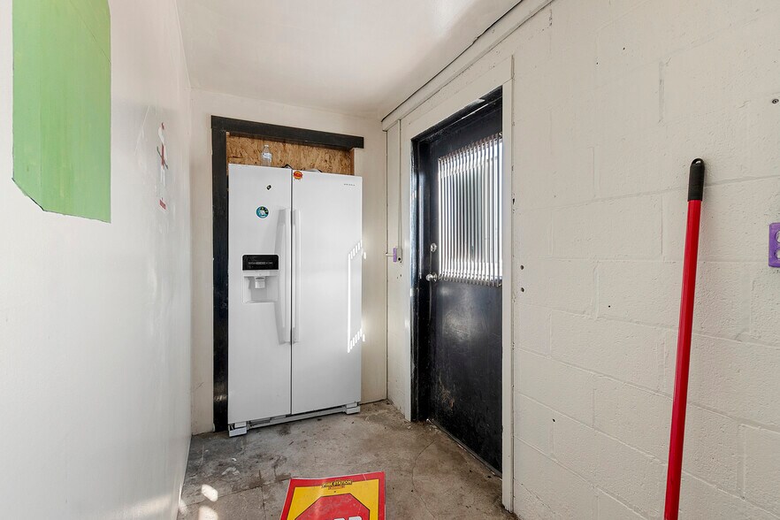 More Photos Of 3101 11th St, Menominee Industrial For Sale