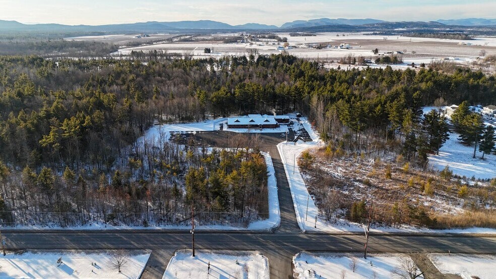 More Photos Of 697 Bear Swamp Rd, Peru General Retail For Sale