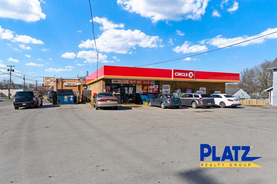 Primary Photo Of 311 Maplewood Ave, Struthers Storefront For Sale