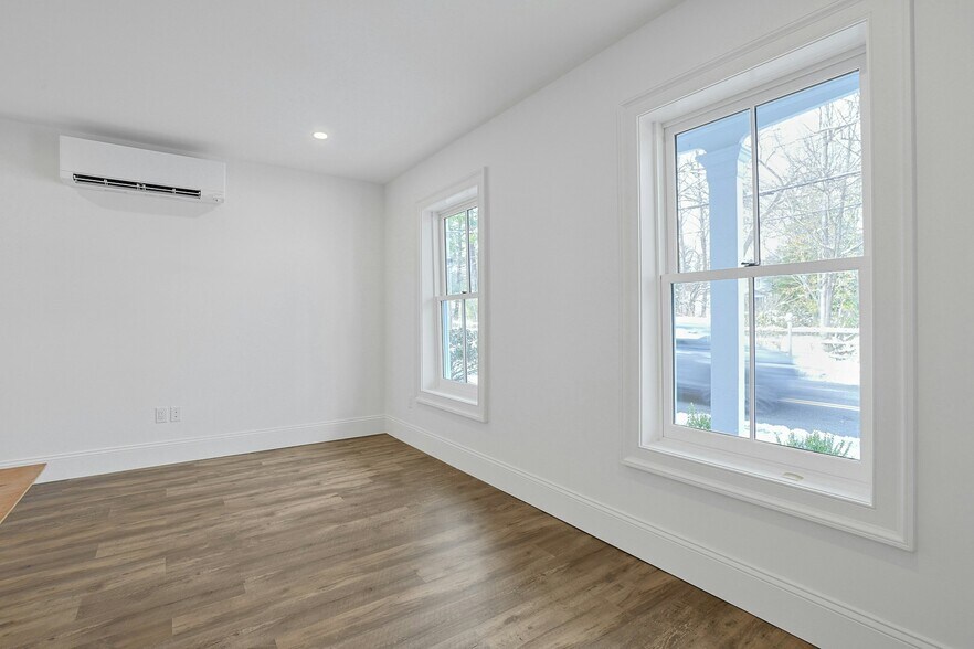 More Photos Of 77 Main St, Tappan Loft Creative Space For Lease