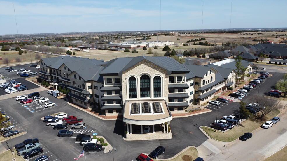 More Photos Of 701 Cedar Lake Blvd, Oklahoma City Office For Lease