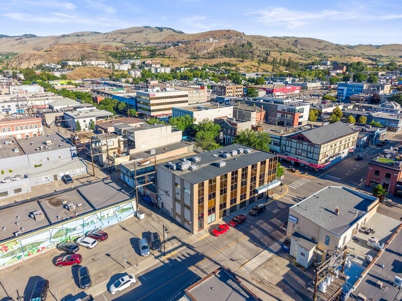More Photos Of 3100 30 Av, Vernon Office For Sale