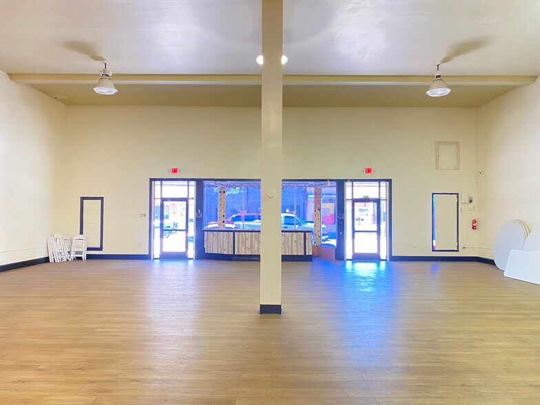 More Photos Of 117 S Main St, Red Springs Storefront For Sale
