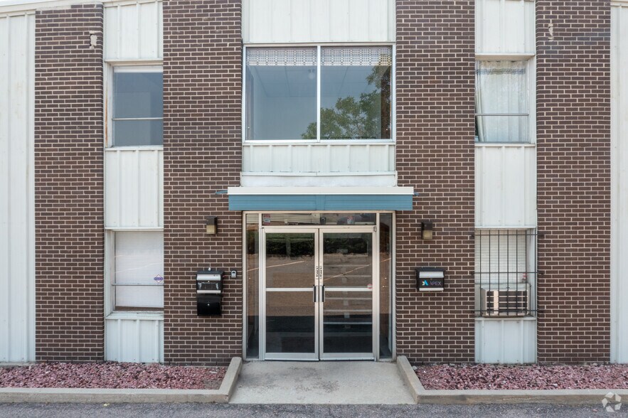 More Photos Of 3240 W 71st Ave, Westminster Unknown For Lease