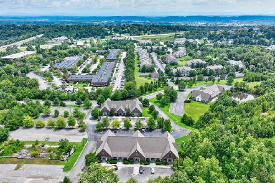 More Photos Of 1750 Commons Point Dr, Knoxville Medical For Lease
