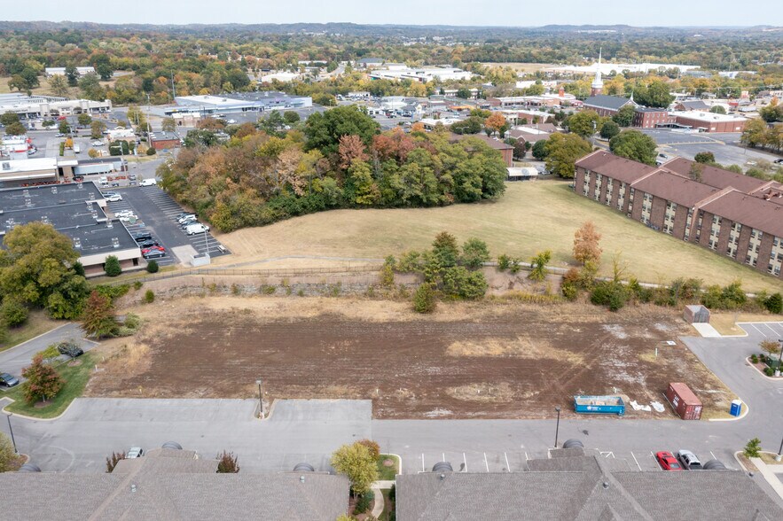 More Photos Of 111 Imperial Blvd, Hendersonville Land For Sale