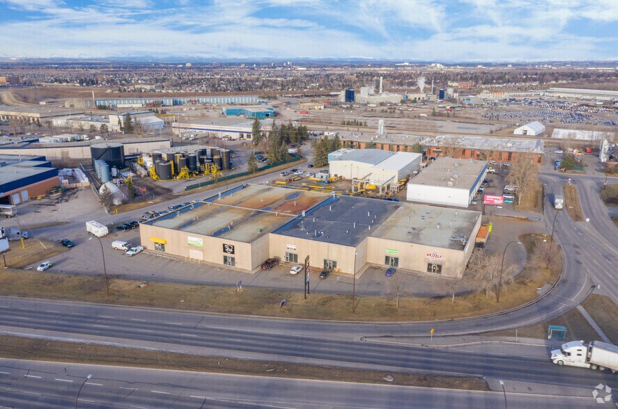 More Photos Of 3514 73rd Ave SE, Calgary Warehouse For Lease