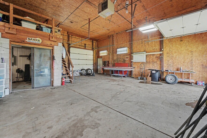 More Photos Of 9602 133rd Ave, Cedar Lake Showroom For Sale