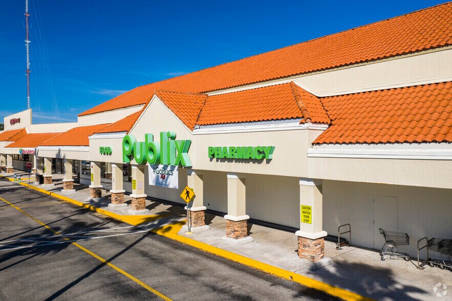 More Photos Of 5301-5553 Fruitville Rd, Sarasota Unknown For Lease