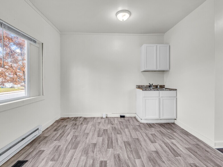 More Photos Of 3178 N Capitol Ave, Indianapolis Apartments For Sale