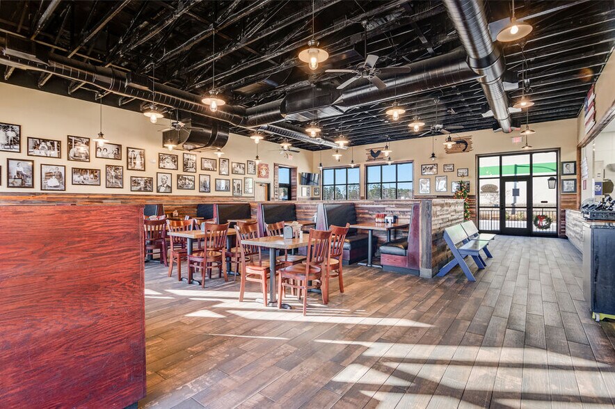 More Photos Of 2470 Gum Branch Rd, Jacksonville Restaurant For Sale