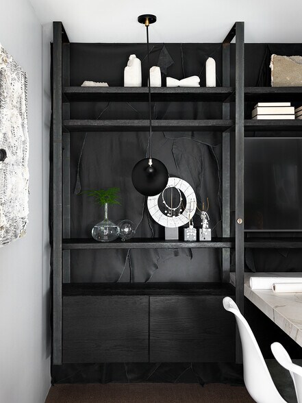 More Photos Of 3146 W Chicago Ave, Chicago Showroom For Sale