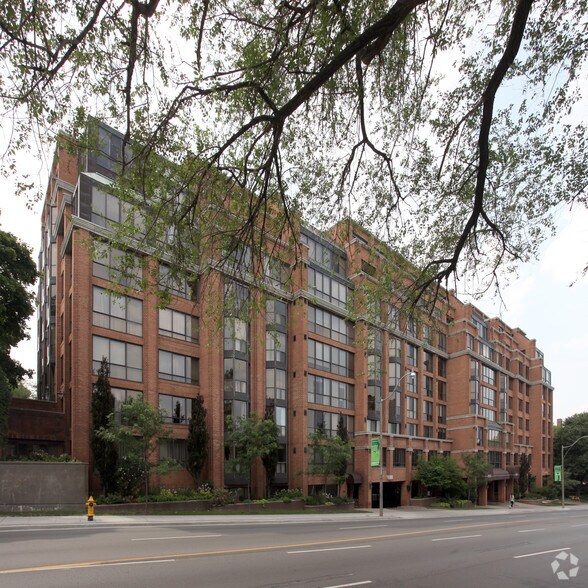 More Photos Of 2900 Yonge St, Toronto Apartments For Sale