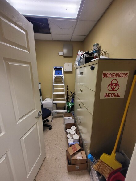 More Photos Of 111 Laurel Creek Rd Se, Calhoun Medical For Lease