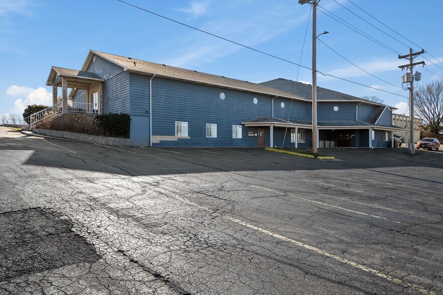 More Photos Of 25715 Highway 17, Waynesville Specialty For Sale