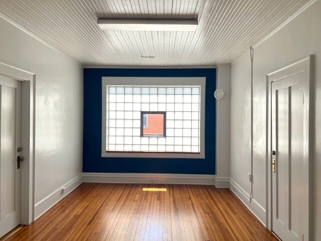 More Photos Of 411 E Broad St, Fuquay Varina Storefront Retail Office For Lease