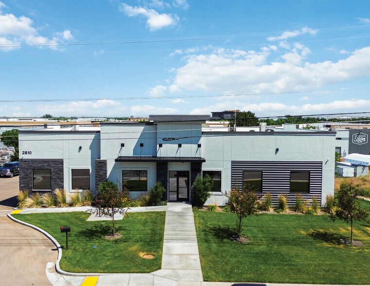 More Photos Of 2810 E Franklin Rd, Meridian Flex For Sale