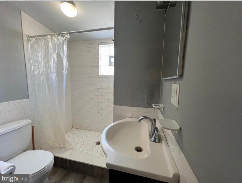 More Photos Of , Philadelphia Unknown For Sale