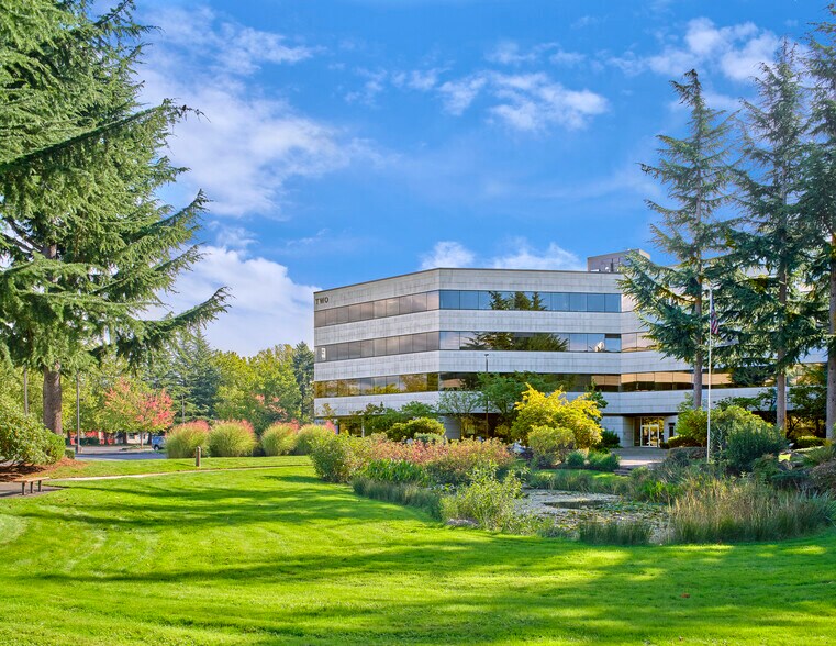 More Photos Of 20415 72nd Ave S, Kent Unknown For Lease