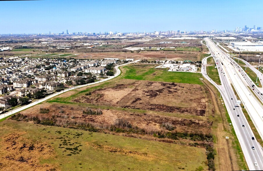 More Photos Of West Orem Drive, Houston Land For Sale