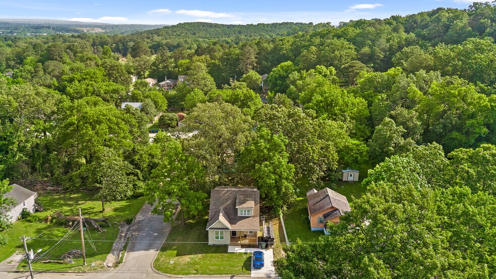 More Photos Of , Chattanooga Specialty For Sale