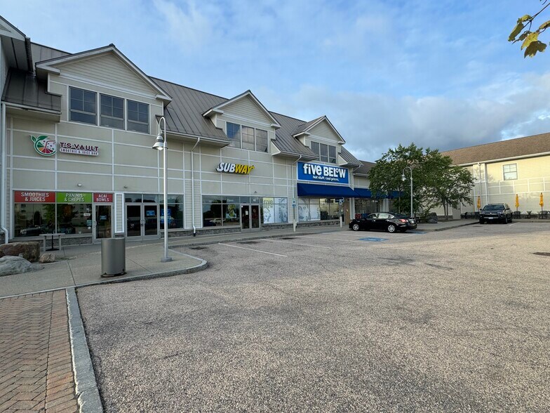 More Photos Of Post Rd, North Kingstown Unknown For Lease