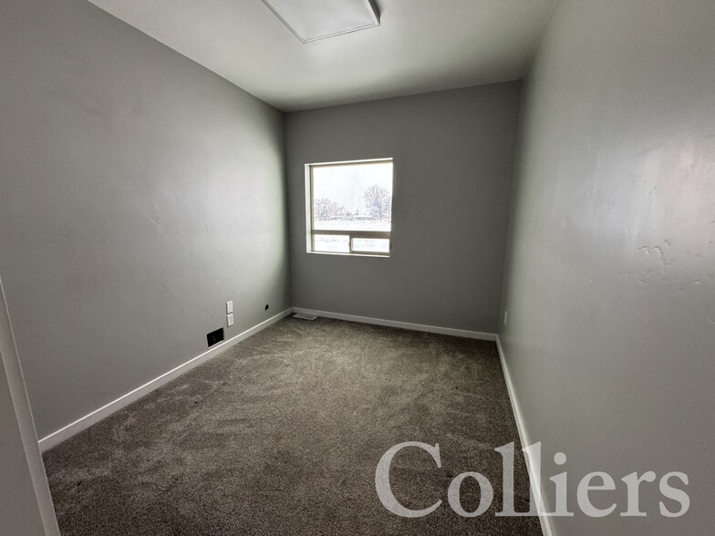 More Photos Of 12820 Go Way Ave, Pocatello Warehouse For Lease