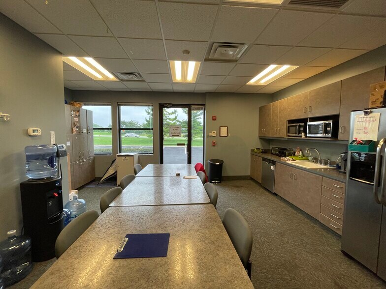 More Photos Of 10401 Sawmill Pky, Powell Medical For Lease