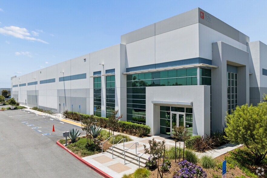More Photos Of 1500 E Walnut Ave, Fullerton Manufacturing For Lease