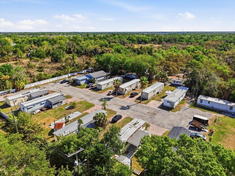 More Photos Of 12300 Phillips Ln, Gibsonton Manufactured Housing Mobile Home Park For Sale