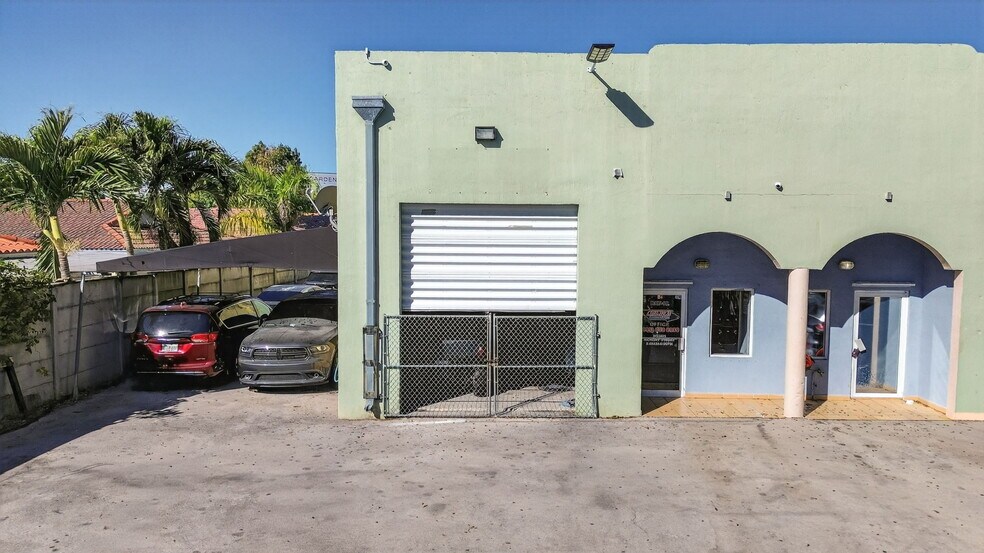 More Photos Of 9180 NW 119th St, Hialeah Warehouse For Sale