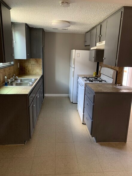 More Photos Of 1710 Wooten Park Dr, Austin Apartments For Sale