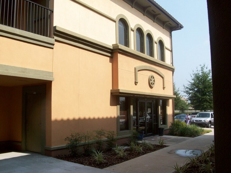 More Photos Of 1301 S International Pky, Lake Mary Medical For Lease