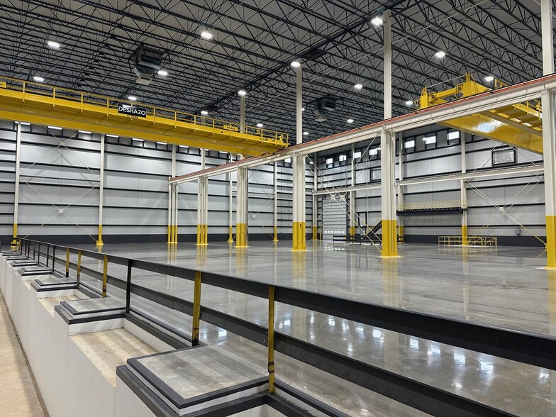 More Photos Of 600 Fox Run Ave, Opelika Manufacturing For Lease