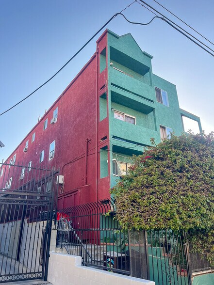 More Photos Of 1811 W 5th St, Los Angeles Apartments For Sale