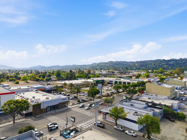 More Photos Of 4553 Van Nuys Blvd, Sherman Oaks Storefront For Lease