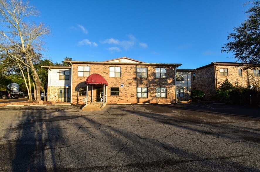 More Photos Of 911 Mar Walt Dr, Fort Walton Beach Office For Lease