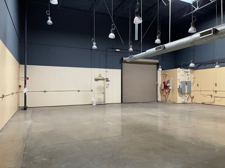 More Photos Of 73 Bunsen, Irvine Distribution For Lease