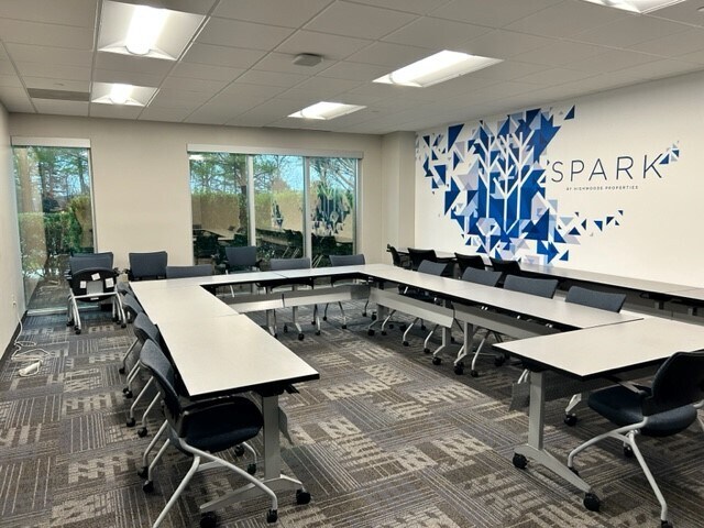 More Photos Of 7025 Albert Pick Rd, Greensboro Unknown For Sale