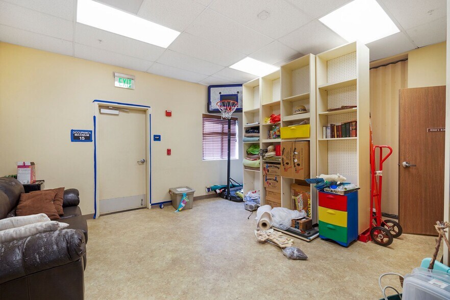 More Photos Of 3126 W Johnston Ave, Hemet Religious Facility For Sale