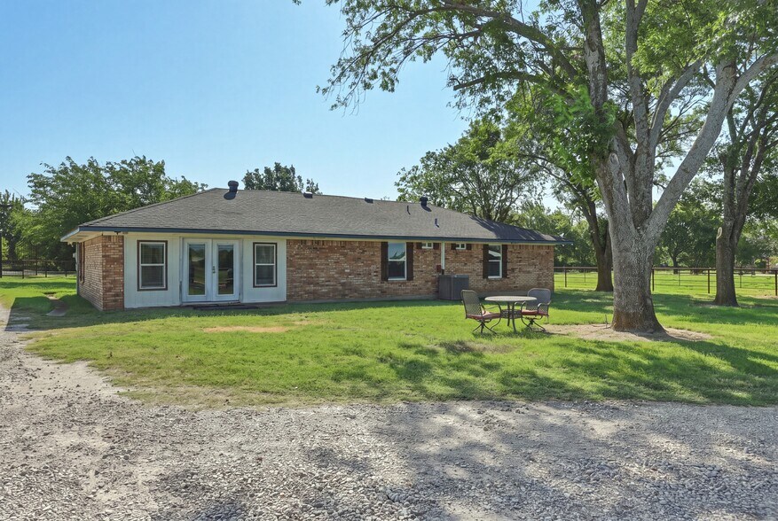 More Photos Of 2632 Howell Dr, Venus Land For Sale