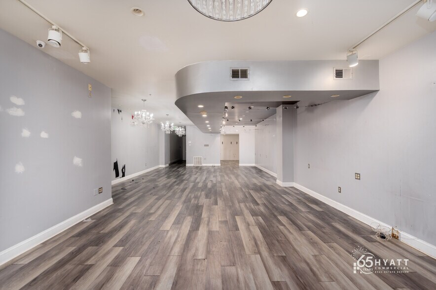 More Photos Of 1214 N Charles St, Baltimore Apartments For Lease