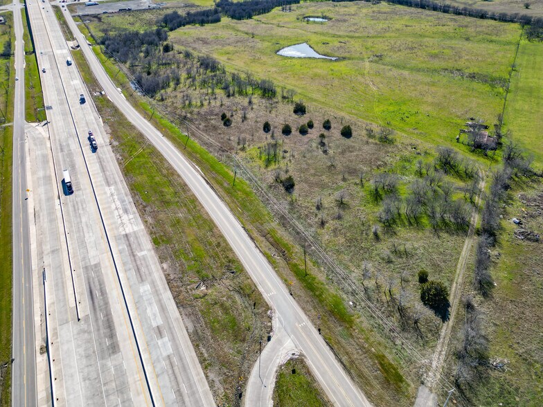 More Photos Of TBD 11.54 Acres IH-45 rd, Corsicana Land For Sale